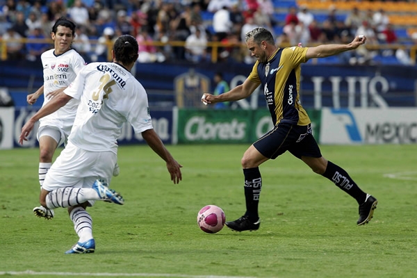 Coudet intentando crear una oportunidad