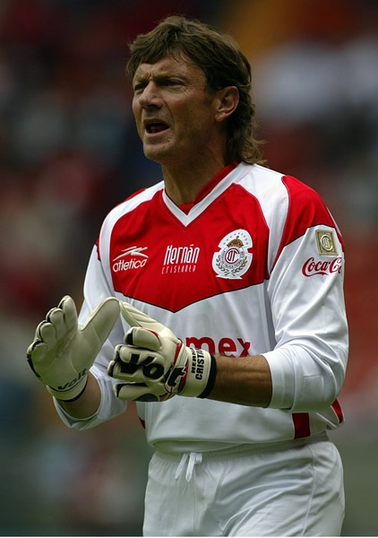 Cristante festejó la anotación de Mancilla