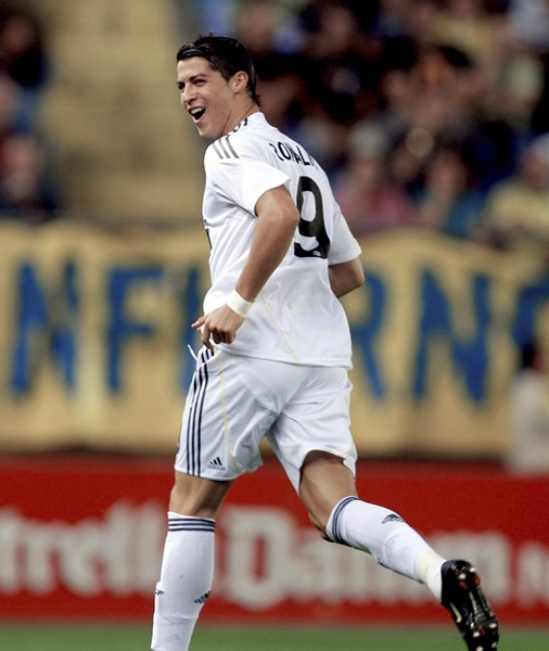 Cristiano celebra su prematura anotación
