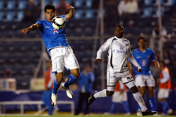 Cruz Azul-Árabe Unido