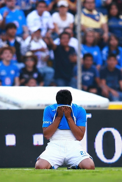 Cruz Azul llora la derrota