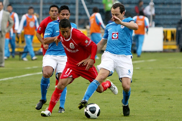 Cruz Azul no pudo detener al Toluca