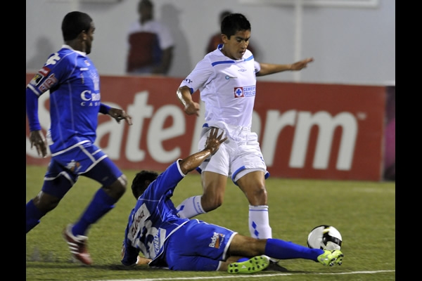 Cruz Azul fue a Panamá por la mitad del pase a Semifinales