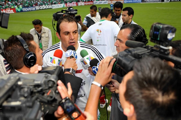 Cuau siempre tiene los reflectores encima