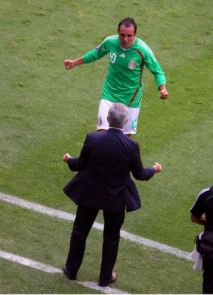 Cuau también festejó con Aguirre