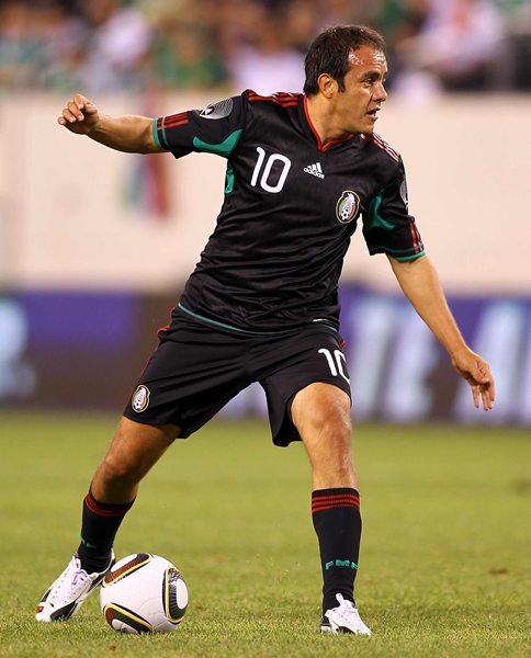 Cuautémoc Blanco estuvo como en sus buenos tiempos.
