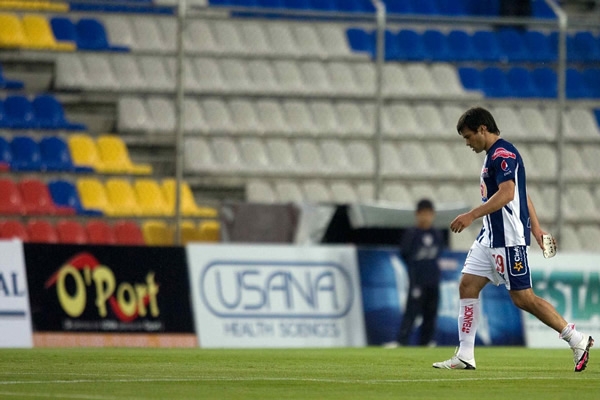 Cvitanich se fue expulsado al 8