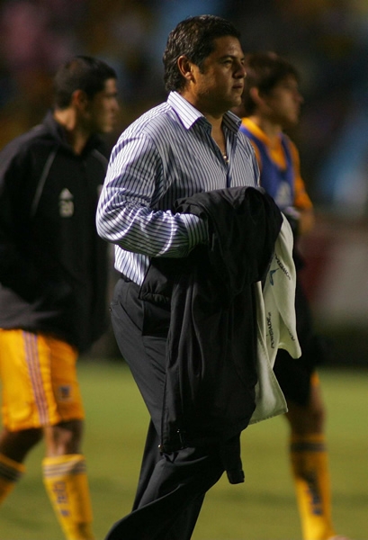 Daniel Guzmán, D.T. de Tigres