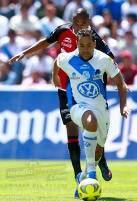 Daniel Osorno corre como novato.