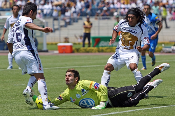 David Toledo ante Jorge Villalpando.