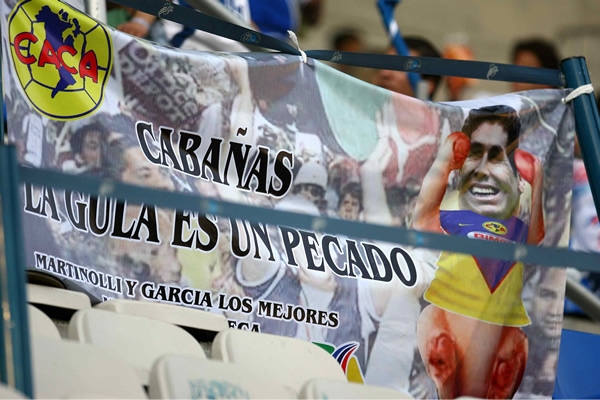 De esta manera recibieron a Cabañas