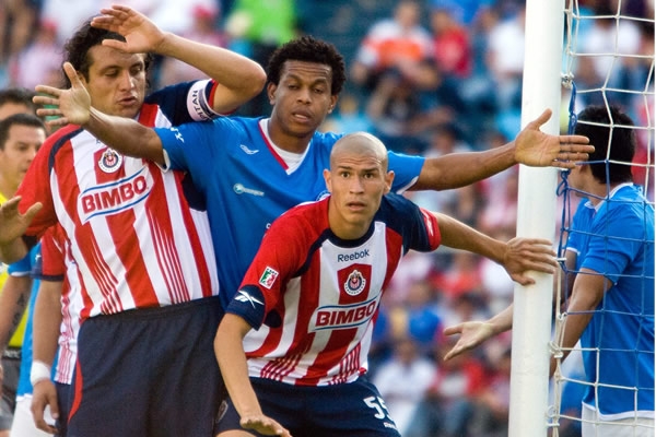 De esta manera se dio el autogol celeste