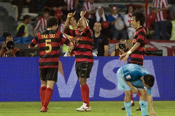 Denilson abrió el marcador.