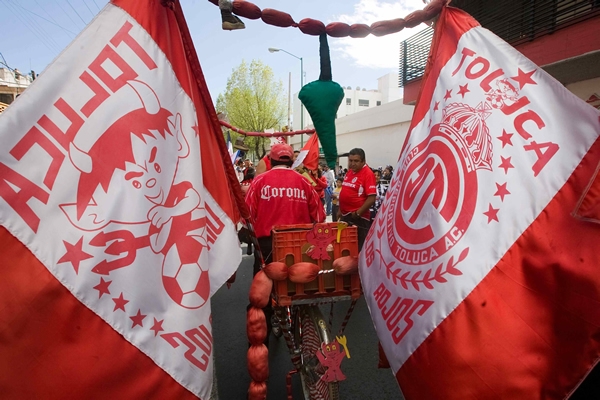 Diablos, chorizo y mucho ánimo.