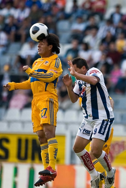 Duelo en todo lo alto