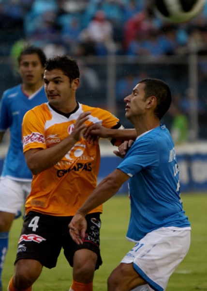 Dura marca de Gandolfi sobre Lozano.