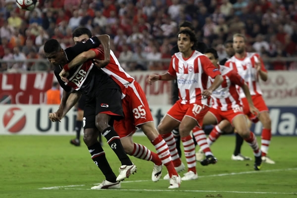 El AZ luchó siempre en su primer Champions.