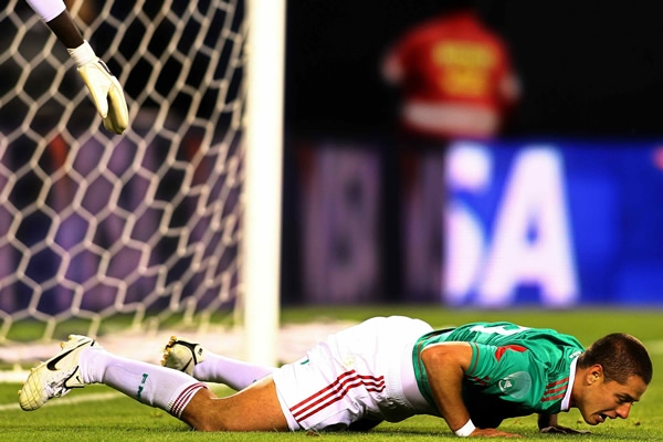 El Chicharito se fue en blanco