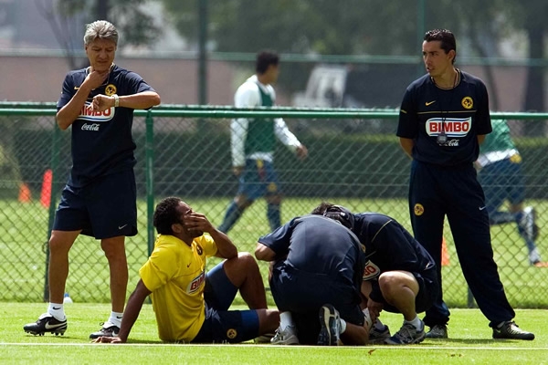 El chileno se lesionó en el entrenamiento.