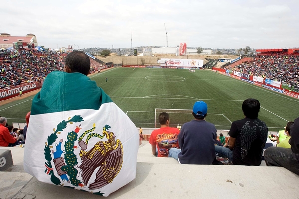 El Estadio Caliente demuestra su afición.