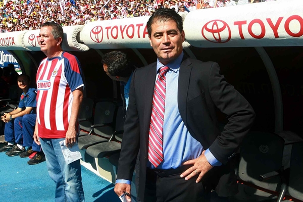 El jefe y el nuevo pastor juntos.