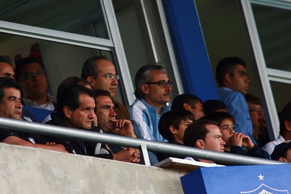 El Presidente Calderón estuvo presente.