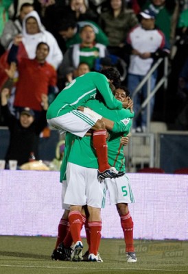 El primer gol de México fue obra de Matías Vuoso.