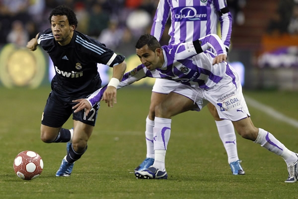 El regreso de Marcelo le dio salida al Madrid.