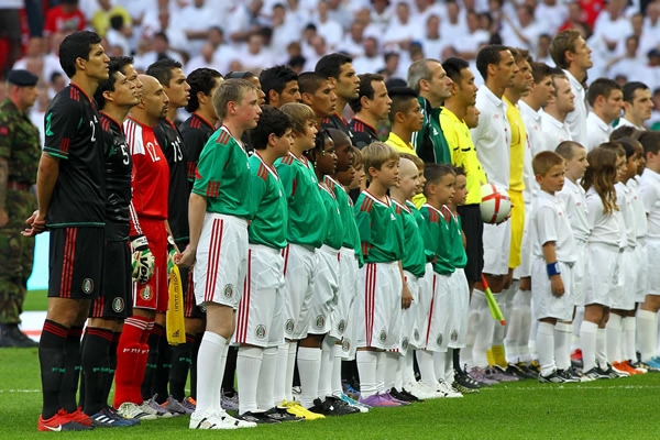 El Tri en la ceremonia previa