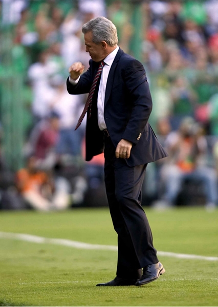 El Vasco Aguirre, D.T. de México