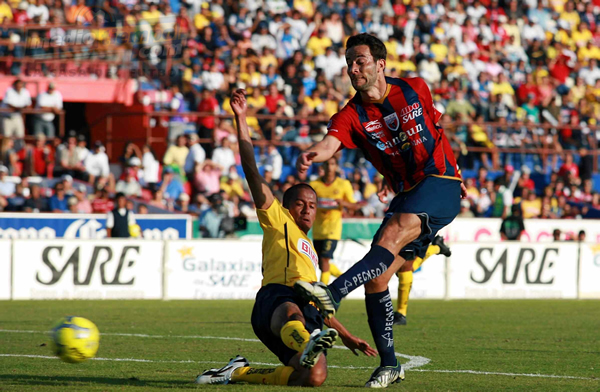 El ';Woody'; no pudo hacer nada ante los recortes de Luis Gabriel Rey.