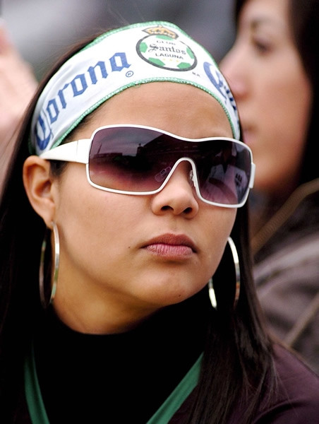 En las gradas también se apreció la belleza norteña