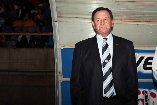 Enrique Meza, D.T. de Cruz Azul