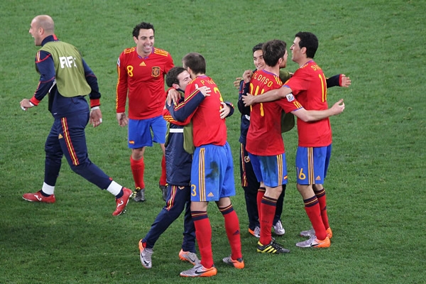 España sigue con vida