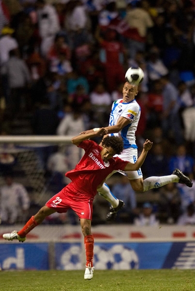 Espectacular duelo aereo