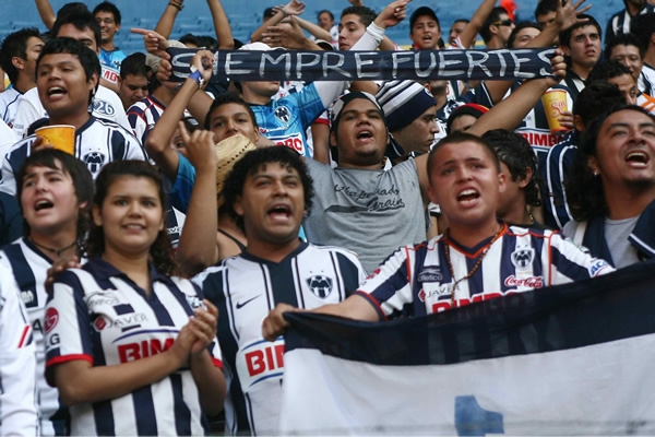 Estos regios hicieron el viaje para ver a Rayados