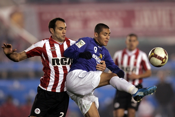 Estudiantes 0-0 Cruzeiro... Nada para nadie en la ida