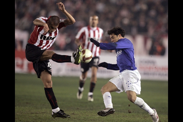 Estudiantes 0-0 Cruzeiro... Nada para nadie en la ida