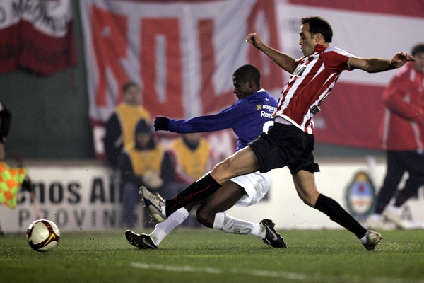 Estudiantes 0-0 Cruzeiro... Nada para nadie en la ida