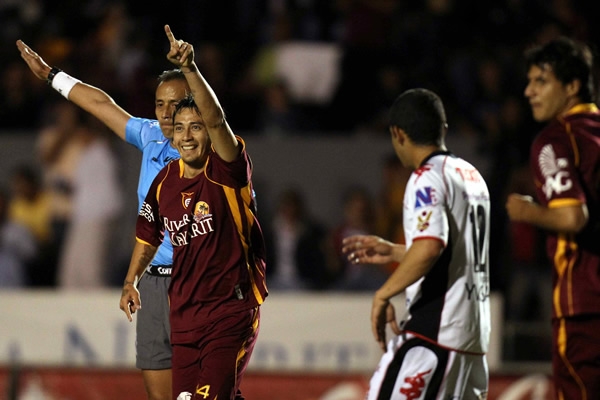 Estudiantes-Indios