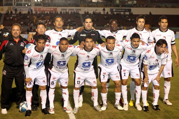Estudiantes-Indios