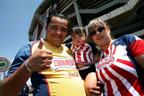 Familia en el Clásico