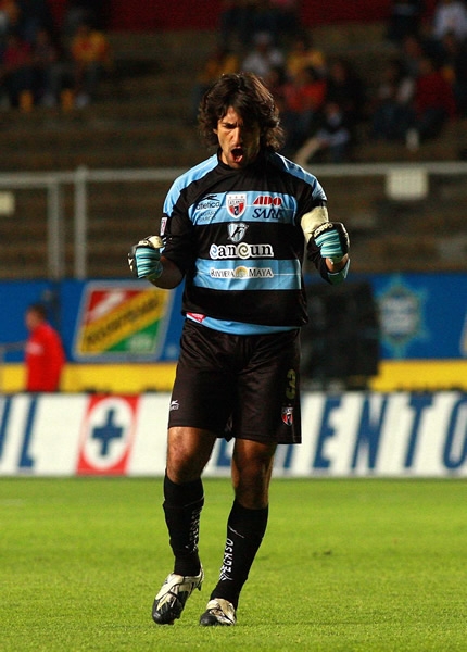 Federico Vilar atajó el penal a Sabah