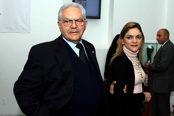 Fernando Corona, Presidente de Toluca, también llegó.