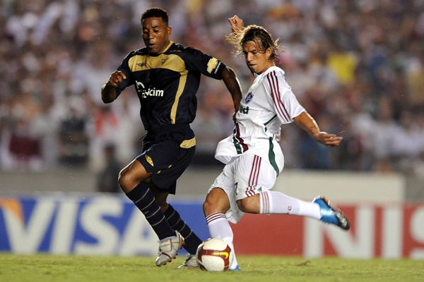 Fluminense-LDUQ 10