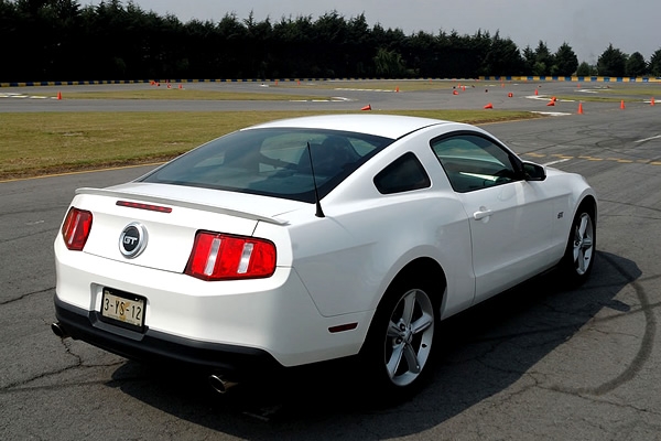 Ford Mustang GT 2010 a prueba 2