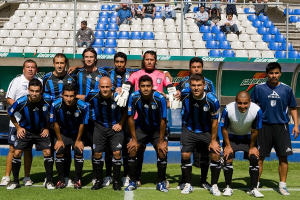 Gallos Blancos recién ascendidos