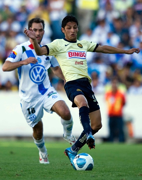 García se vio superado por Reyna en varias ocasiones.