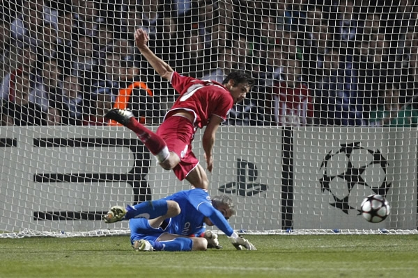 Gourcuff logró marcar el primero