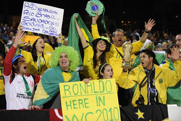 Gran ambiente en la tribuna